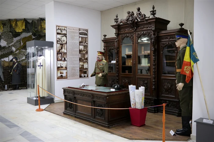 sectia de istorie moderna si contemporana interior palatul mavrocordat jpeg jpeg