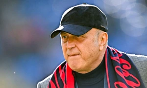 Dan Șucu, la meciul de Serie A dintre Genoa și Parma. FOTO Getty Images