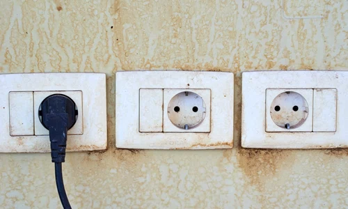 priza electrica murdara foto shutterstock jpg