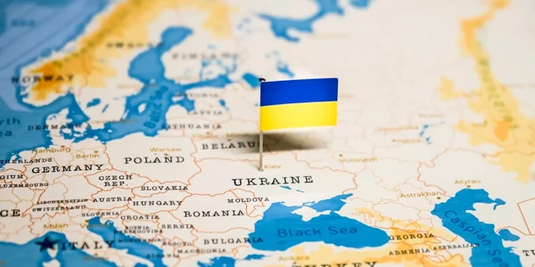 ucraina harta steag drapel ucrainean foto shutterstock