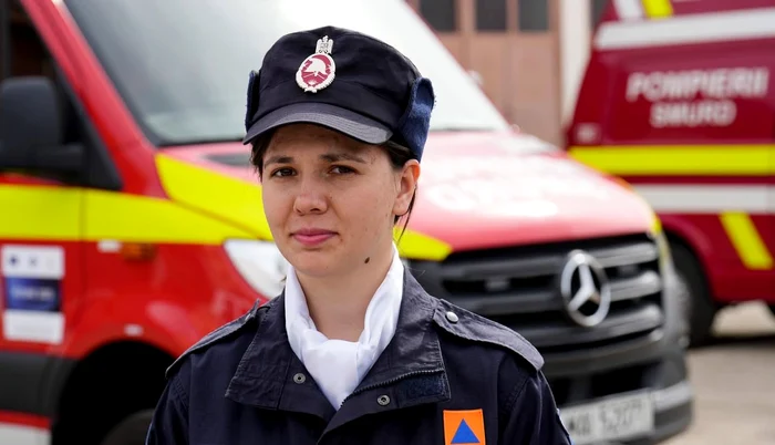  Alexandra Carla Poliec a depus jurământul de pompieer FOTO: ISU Botoșani
