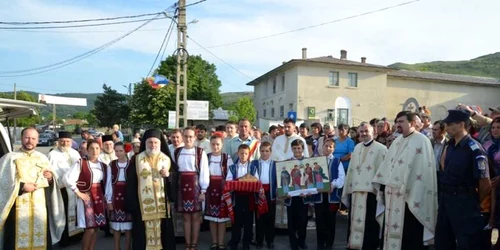 Moaştele sfinţilor martiri, aduse la mănăstirea Cocoş (foto: Episcopia Tulcii)