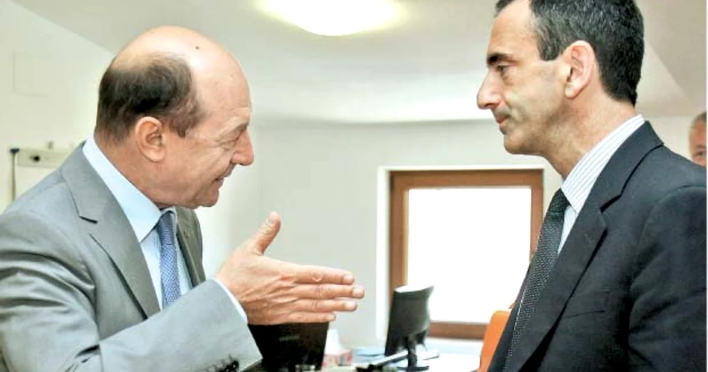 Philip Gordon (dreapta) s-a întâlnit cuTraian Băsescu,  la Bucureşti,  în luna august 