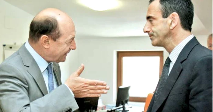 Philip Gordon (dreapta) s-a întâlnit cuTraian Băsescu, la Bucureşti, în luna august