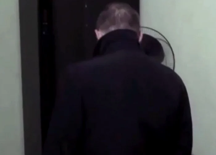 De obicei, bărbatul acţiona în transportul public FOTO: politie.gov.md