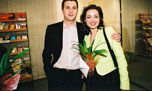 Andi Moisescu și Olivia Steer în 2004, anul în care au devenit soț și soție jpeg