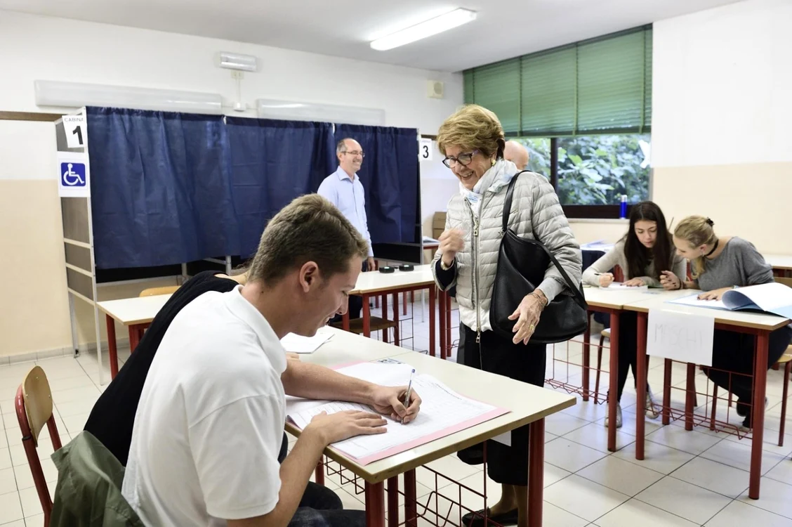 Urnele vor fi deschise până la ora locală 23.00 Foto: EPA-EFE