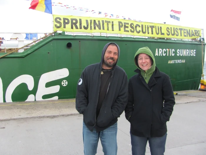 Francisc şi Isabelle, militanţi Greenpeace din Franţa FOTO Sînziana Ionescu