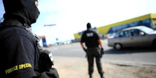 Timişoara: Suspectul jafului din Galaţi a fost predat anchetatorilor