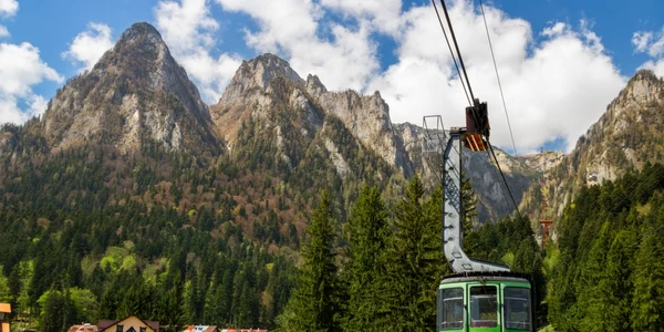 telecabina bucegi foto shutterstock