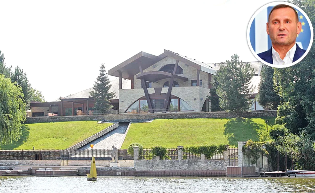 „Palatul” lui Viorel Cataramă are o deschidere mare spre lac