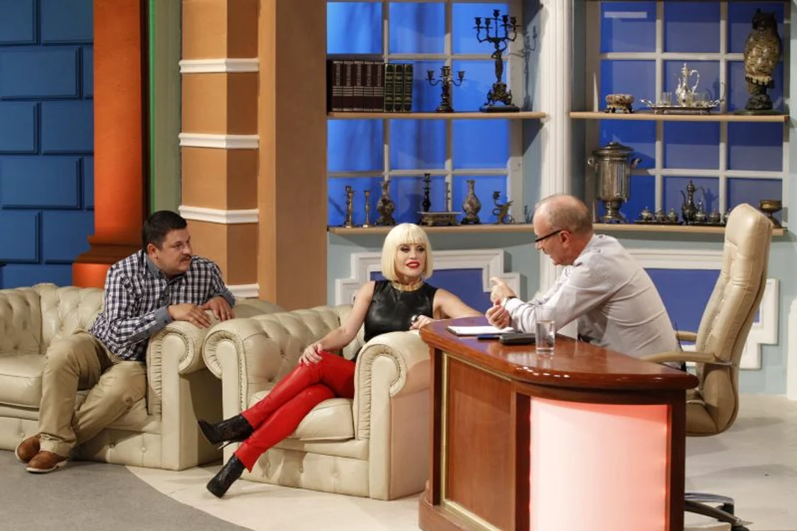 Loredana Groza, la Serviciul Român de Comedie. (Foto: Pro TV)