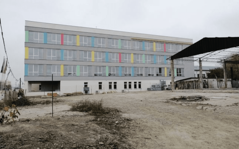 Spital nou-nouț cu lacătul pe ușă, la patru ani de la finalizarea lucrărilor. Epopeea românească a unei investiții în sănătate