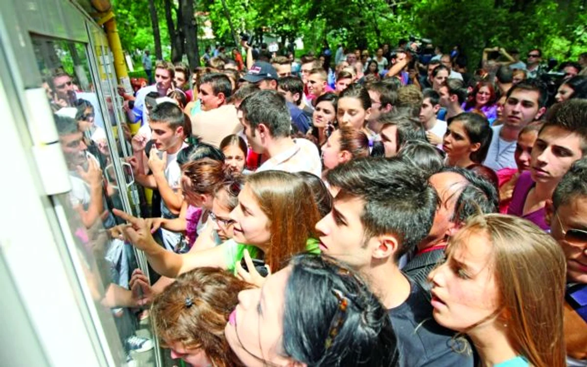 Elevii de 10 la Bacalaureat și Evaluarea Națională vor fi recompensați 