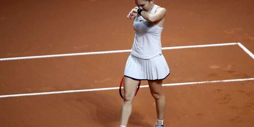 Simona Halep învinsă de Coco Vandeweghe în sferturile turneului Fed Cup de la Stuttgart FOTO Guliver / Getty images / Alex Grimm