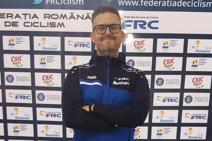 Kyleigh Manners, antrenorul galez al lotului de ciclism al României