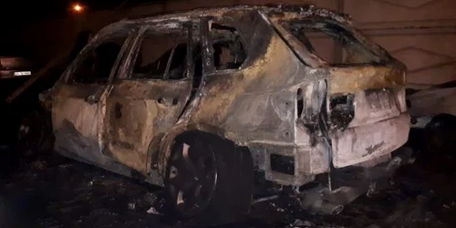 incendiu masina autovehicul marca BMW X5 Galati