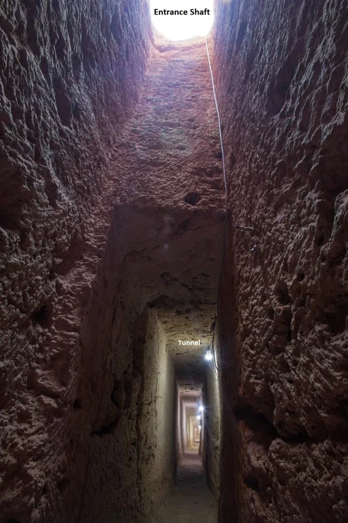 Un tunel antic din piatră, descoperit în orașul egiptean Alexandria (foto: Facebook / Ministry of Tourism and Antiquities)