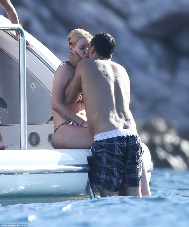 iggy azalea french montana jpeg