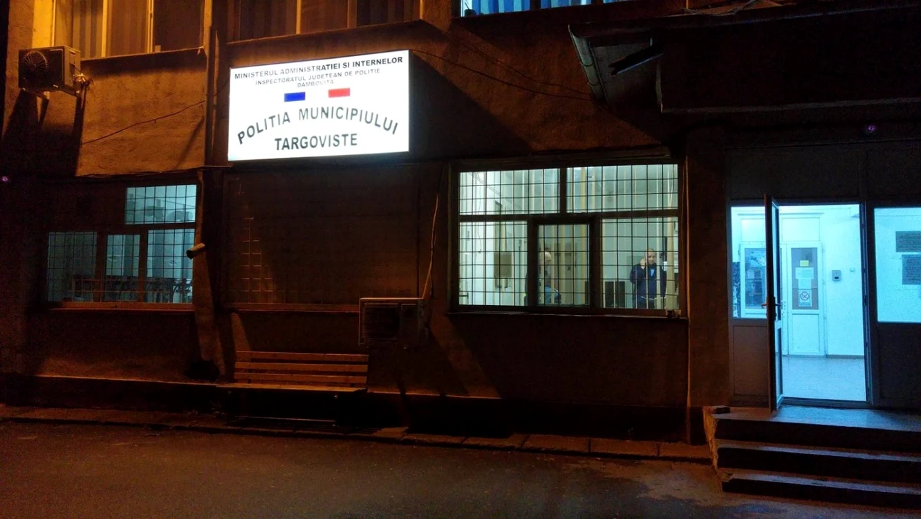 violata manesti