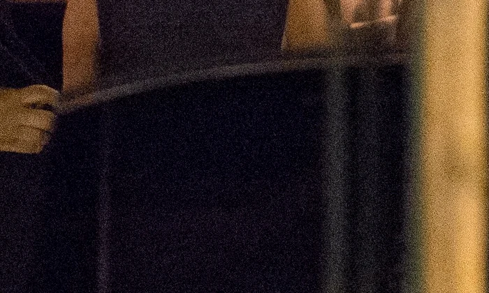 Selena Gomez et son compagnon The Weeknd (Abel Tesfaye) quittent l'hôtel la Reserve à Paris jpeg