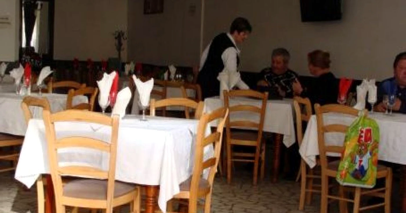 Prahova ar putea avea prima şcoala de hotelieri din ţară Foto: arhivă