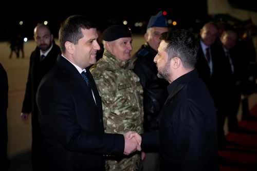 Ministrul apărării naționale și președintele Ucrainei, la Borcea FOTO: MApN/ Laurentiu Turoi