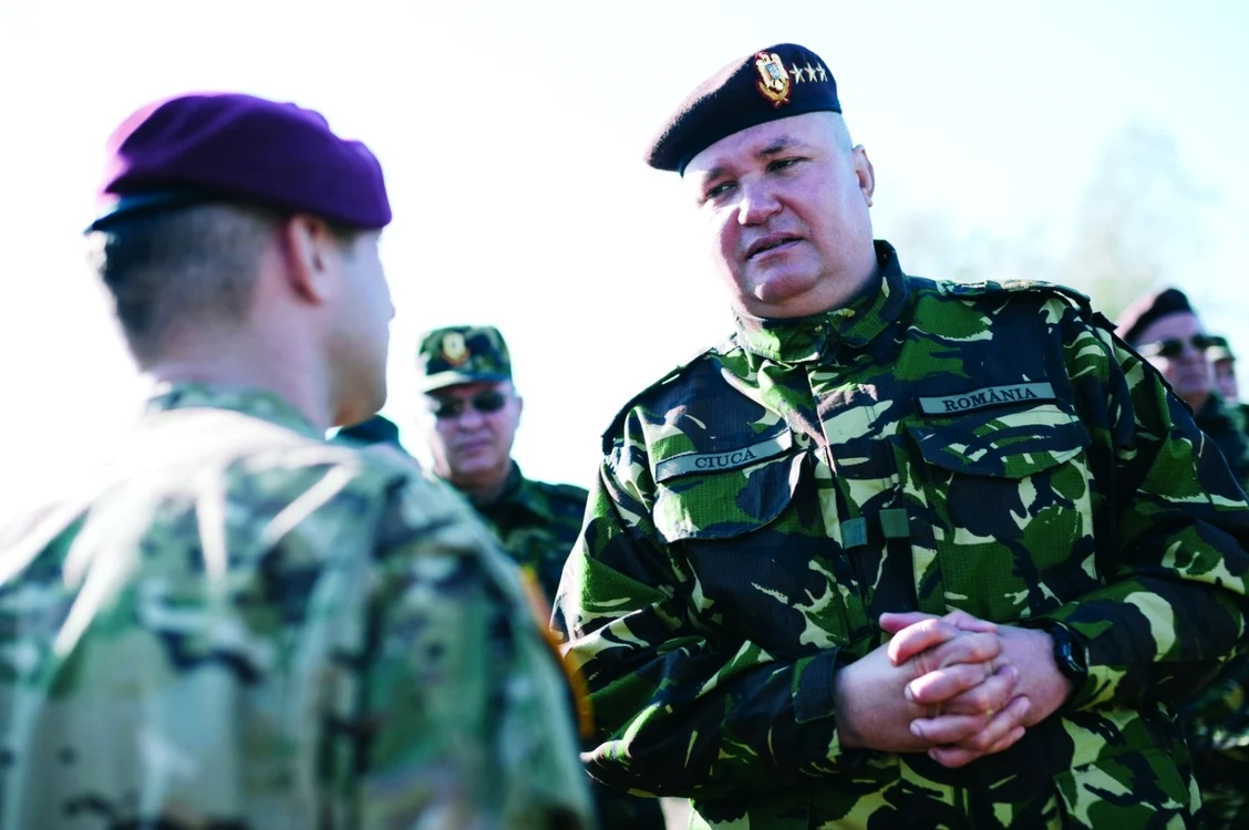 Nicolae Ciucă este fost general cu patru stele al Armatei Române
