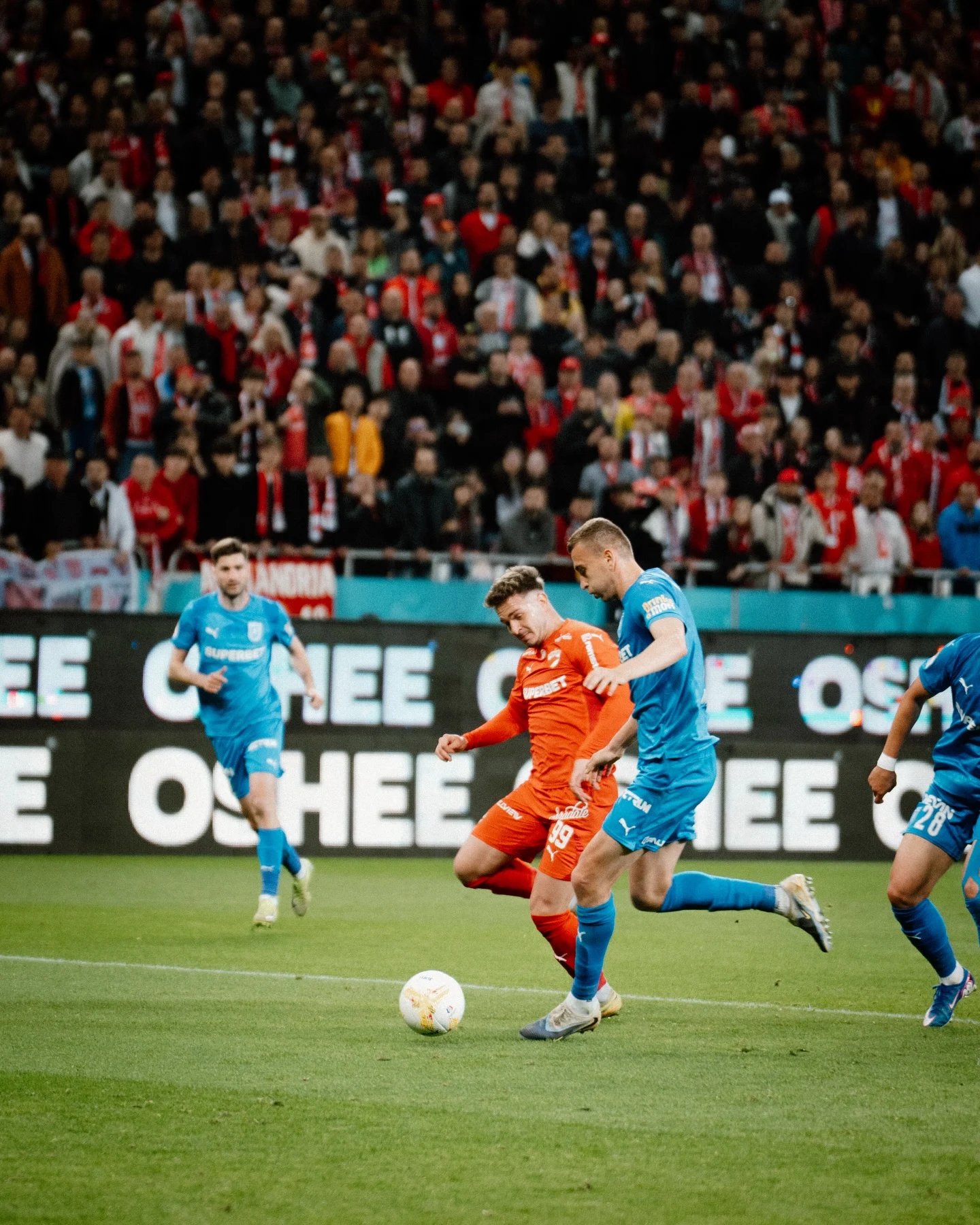 Universitatea Cluj - Universitatea Craiova, finala Cupei României la fotbal. Dinamo, eliminată de olteni la penalty-uri
