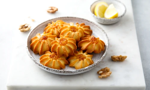 Fursecuri cu gem de caise Sursa foto shutterstock 2183724259 jpg