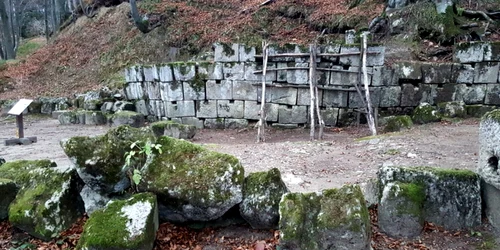 turnul pentagonal foto daniel guta