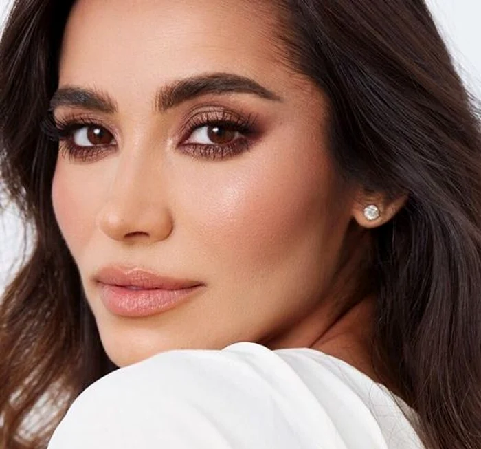 Lili Sandu se mândrește pe rețelele de socializare cu burtica ei de gravidăFoto: Instagram