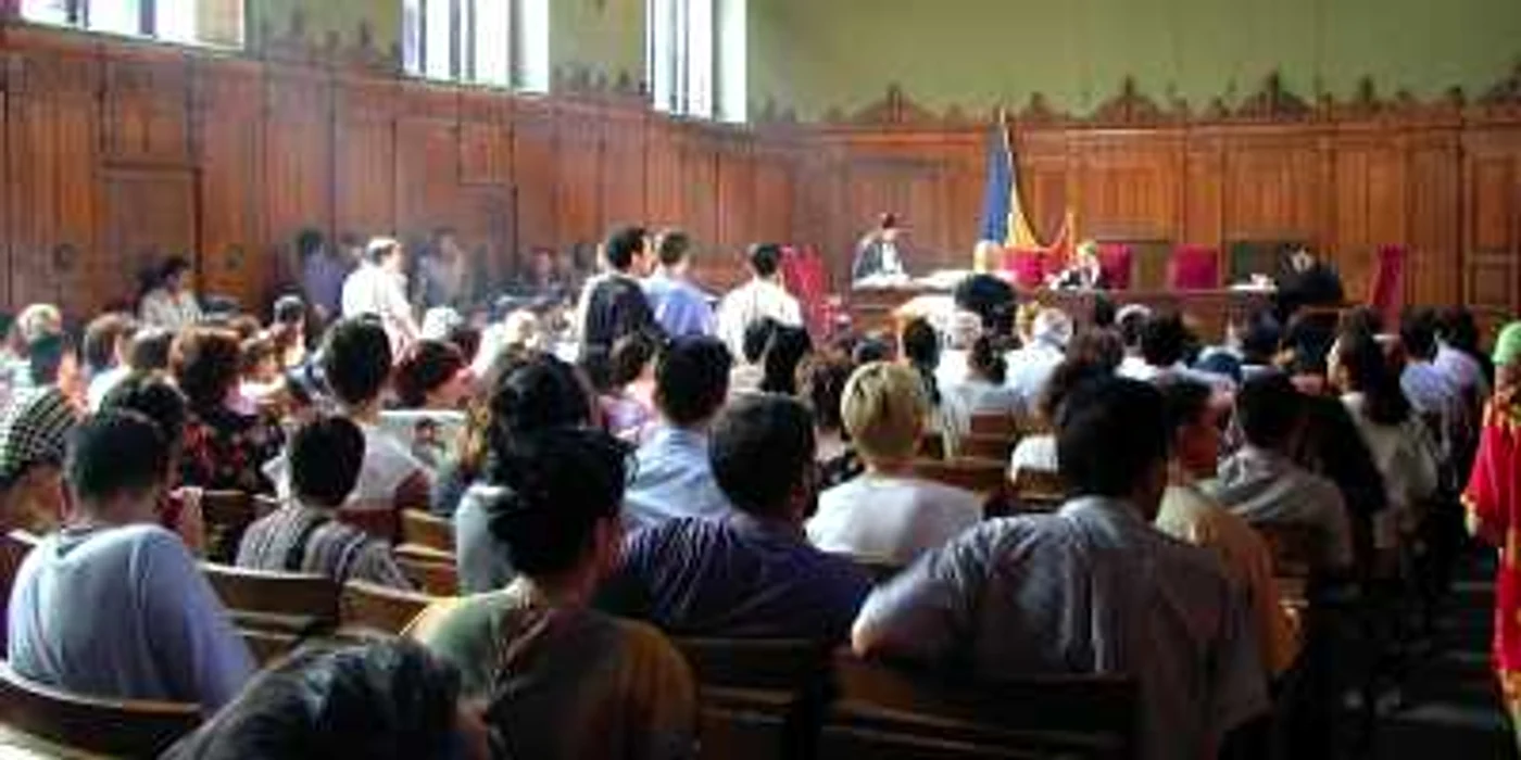 Noul preşedinte al CSM are o vechime în magistratură de aproximativ 19 ani. Foto: Adevarul