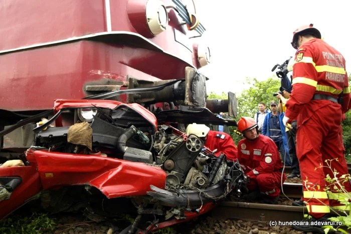 Accident feroviar. FOTO: Daniel Guţă. ARHIVĂ.