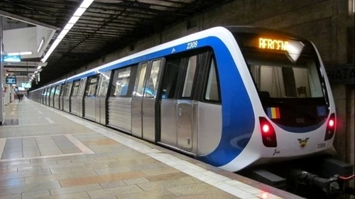 metrou tren statie 0 jpeg