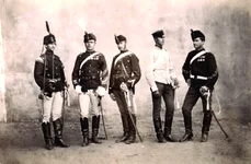 Gornist, sergent adjutant, sergent, soldat și caporal de roșiori (Foto: Franz Duschek / Muzeului Militar Naţional „Regele Ferdinand I”)