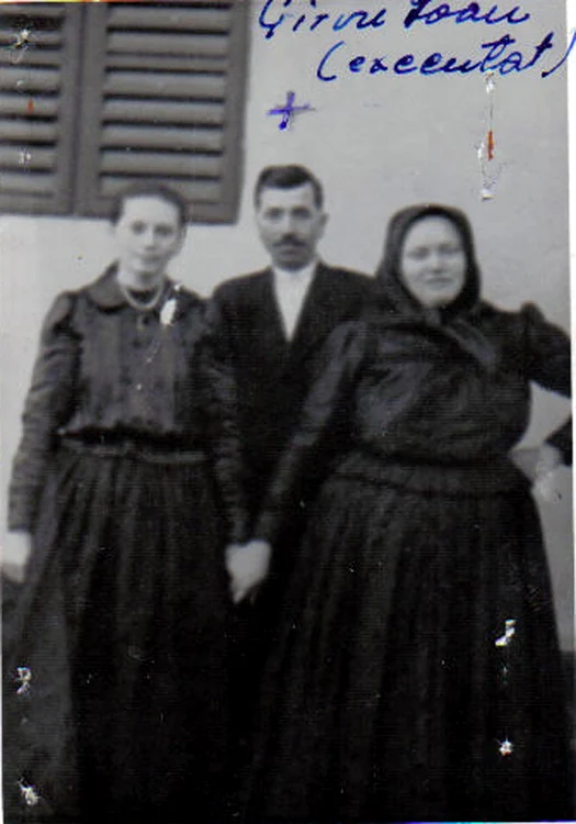 Familia Ioan Pârvu din Șepreuș. Fototeca online a comunismului românesc