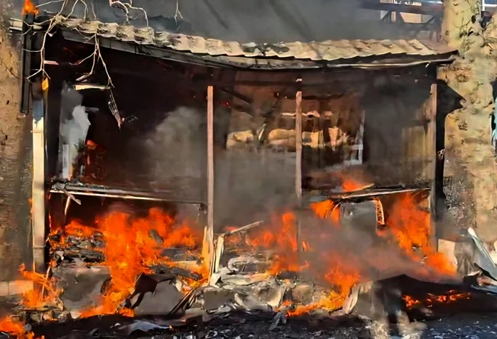 Atacuri rusești în ziua de Crăciun: civili uciși într-o piață și într-un bloc de locuințe