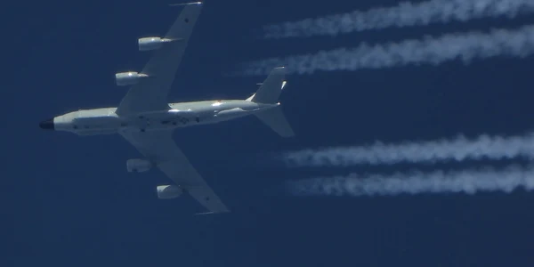 Boeing RC 135W jpg