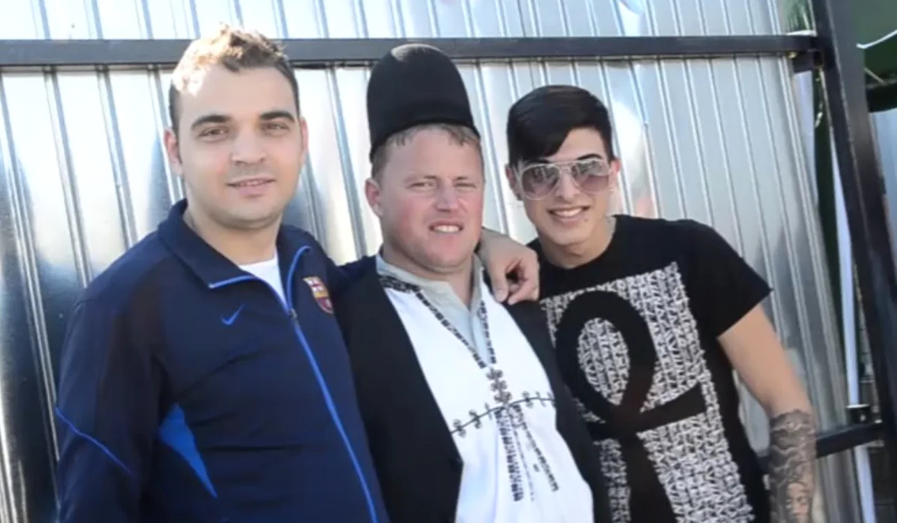 
    Povestea de iubire a lui Kamara cu soţia lui a început pe FacebookFoto: Arhivă personală  