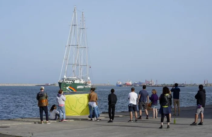 Rainbow Warrior nava-fanion Grenpeace la Constanţa Sursa Greenpeace