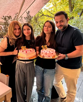 Gemenele lui Mihai Morar, Mara și Cezara, au împlinit 15 ani / Sursa: Instagram