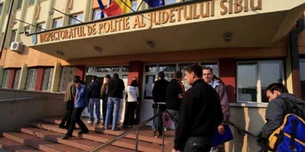 Sibiu: Zece comune au rămas cu un singur poliţist la câteva mii de oameni