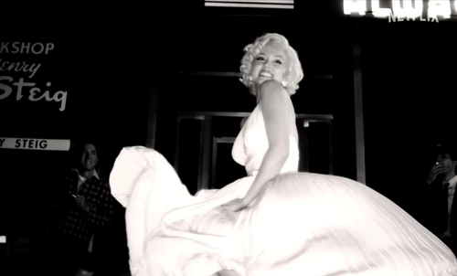 Ana De Armas as Marilyn Monroe (2) jpg