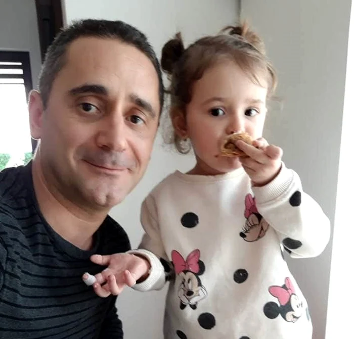 
    Gabriel Fătu și fiica lui, Ana Ingrid (3 ani)foto: arhivă personală  