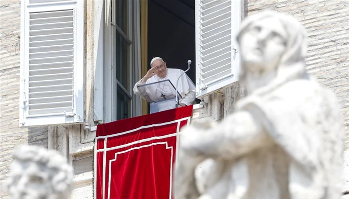 Papa Francisc a mulțumit credincioșilor FOTO: EPA EFE