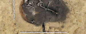 Scheletul descoperit într-o groapă de cuptor lângă Gerstewitz, districtul Burgenland, Saxonia-Anhalt (© Christian Pabst / State Office for Heritage Management and Archaeology Saxony-Anhalt)