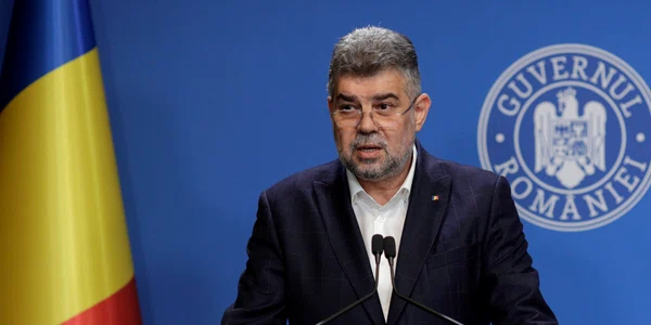 Marcel Ciolacu, prim-ministrul României, susține declarații de presă referitoare la măsurile luate de guvern în cazul azilelor de bătrâni din Ilfov, la Palatul Victoria din București. FOTO Inquam Photos / George Călin