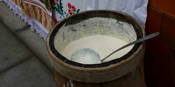 lapte acru 1