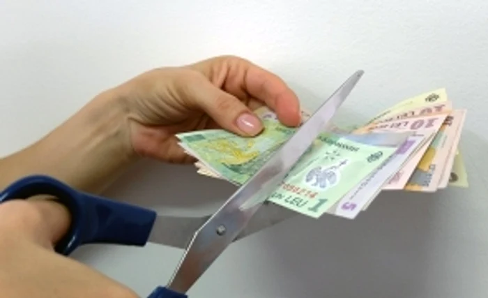 Salariații care pot pierde chiar și 1.000 de lei la leafă. 
